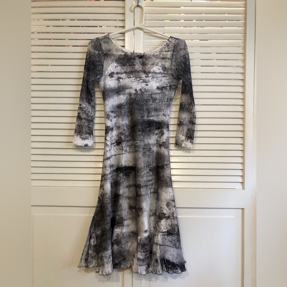 Komarov Art to Wear Grey and White Dress